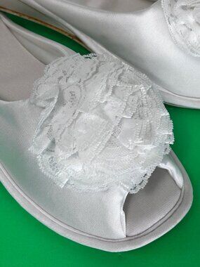 Vintage 70s Vanity Fair Satin Wedge Boudoir Slippers Slides Peep Toe Lace Detail